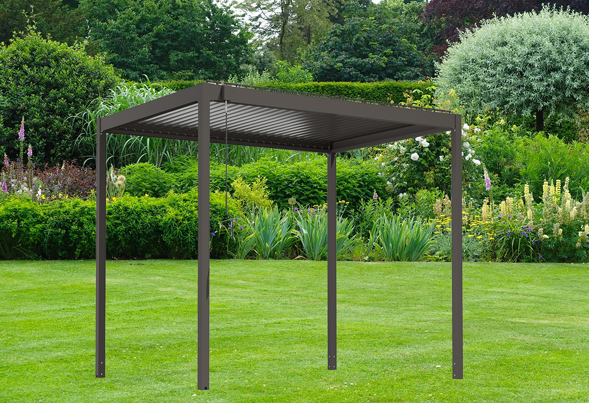 Η Πέργκολα τοποθετημένη σε κήπο